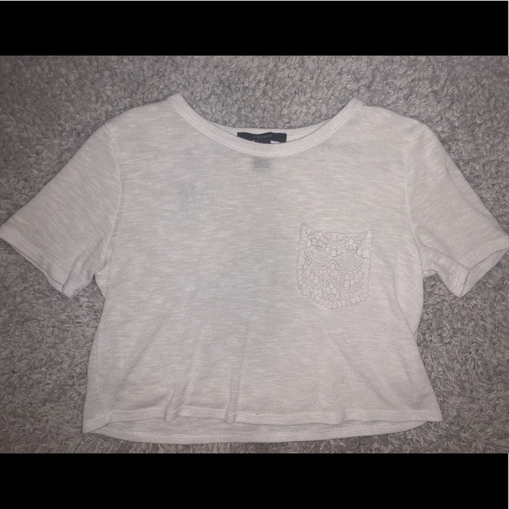 White Heathered Boxy Crop Top w/ Crochet Pocket